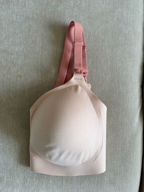 Momcozy Jelly Strip 3.0 Nursing Bra in peach rose